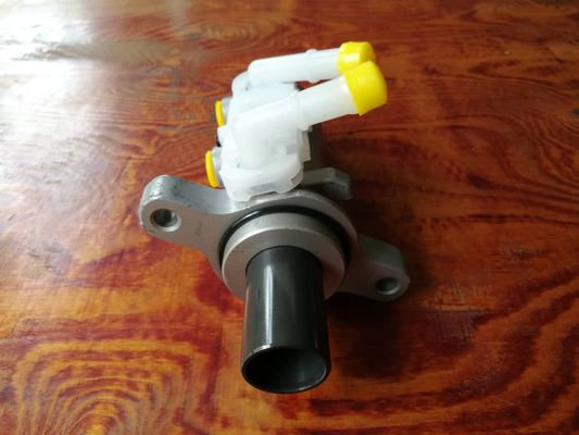 Brake Master Cylinder 4720737170 4720137290 Hino Engine Parts